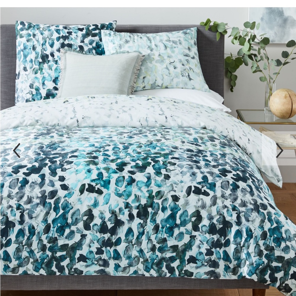 NWT - West Elm Organic Sateen Canopy Sham (1)